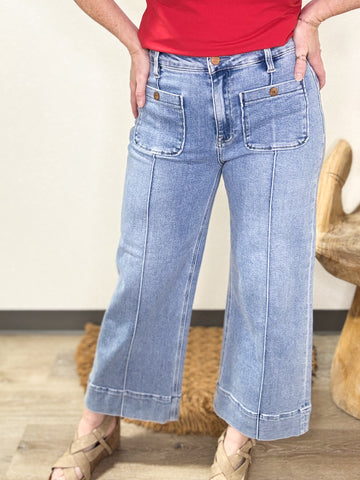 Risen Crop Wide Leg Jeans